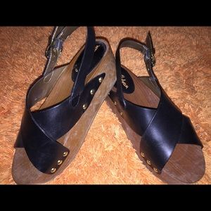 Sam Edelman Black Leather Platform Sandals 8